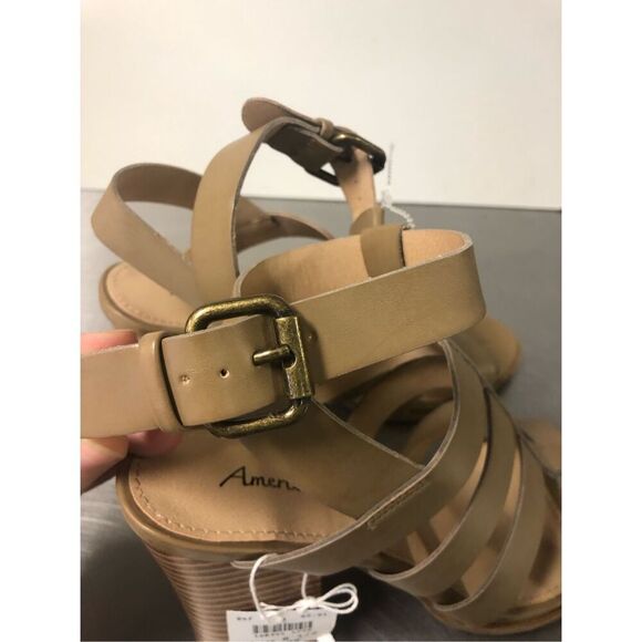 American Eagle Women’s Tan Open Toe Strappy Heels with Buckle Size 8.5 NWT - Picture 4 of 10